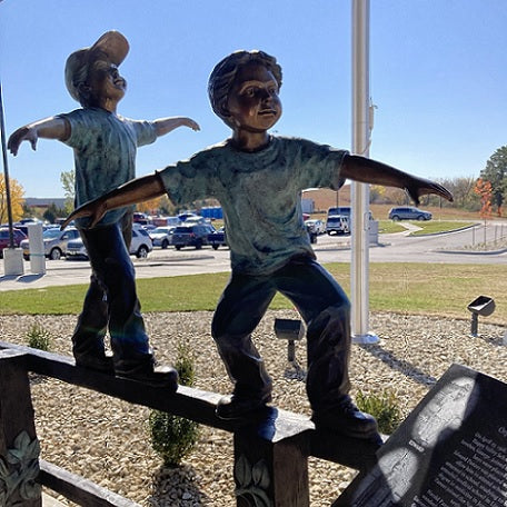 40th Orphan Train Rider Statue Unveiled in Concordia, Kansas