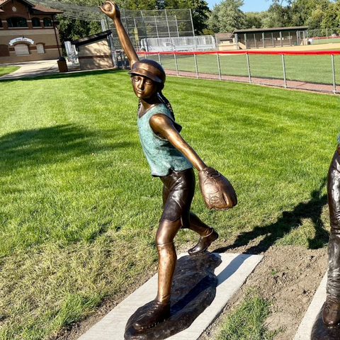 Fast Pitch, Softball Statue