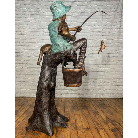 Fresh Catch, Fishing Statue