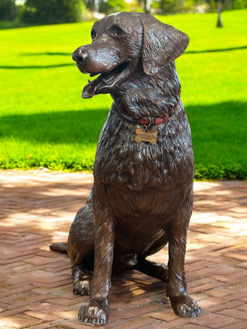 Dub Labrador Dog Statue