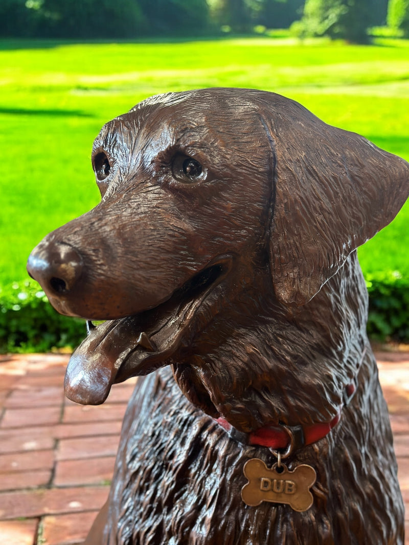 Dub Labrador Dog Statue