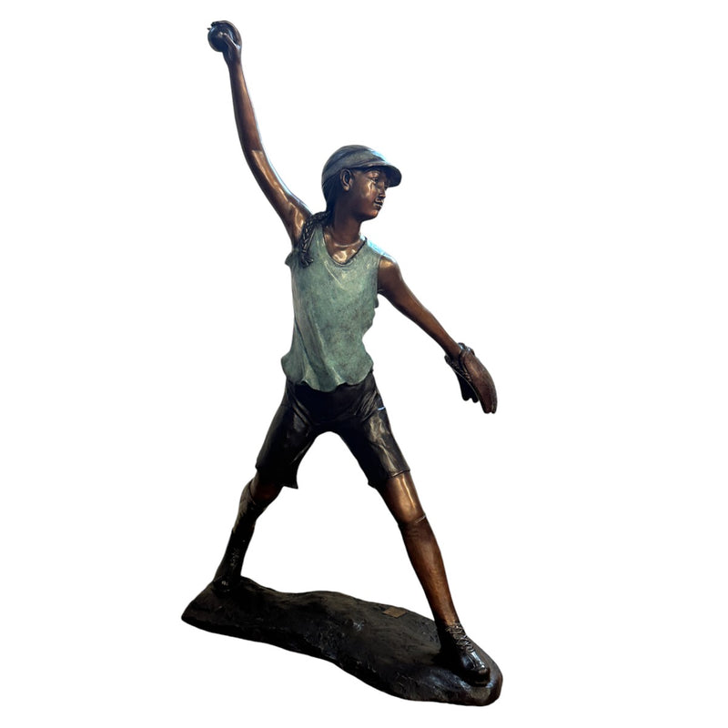 Fast Pitch Softball Statue