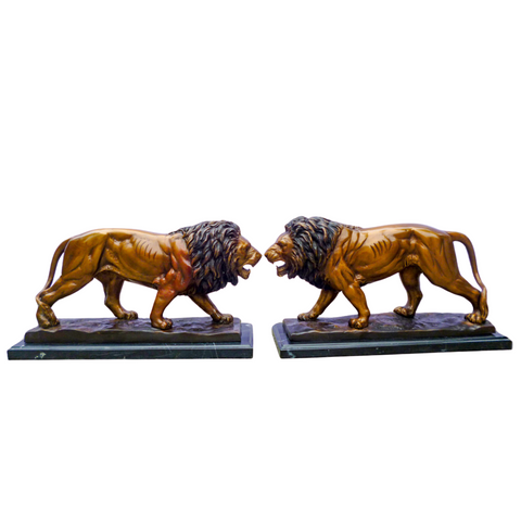 Tabletop Pair of Fighting Lions