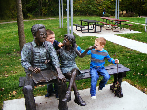 Talking Times Reading Bench