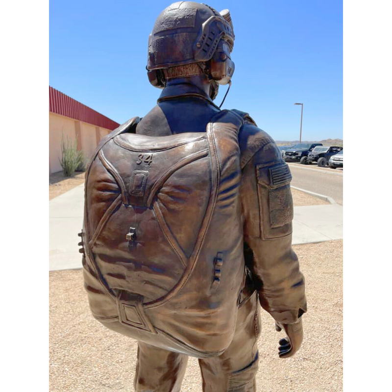 Custom Bronze Soldier Statue US Army Military Freefall Jumper