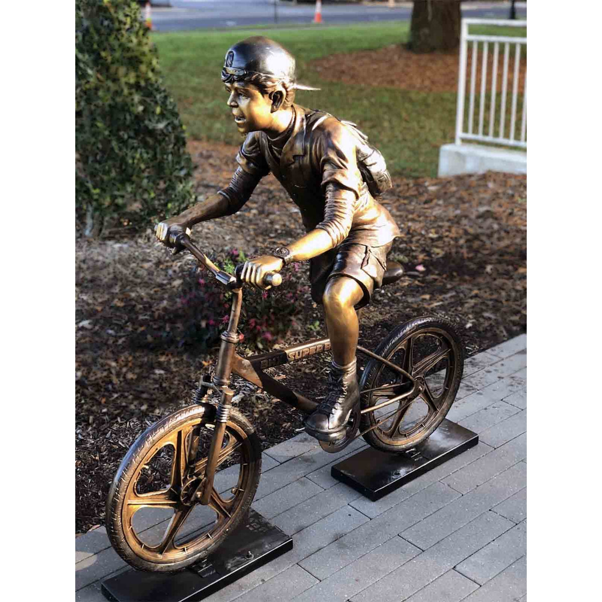 RG1056-BikeTrail-