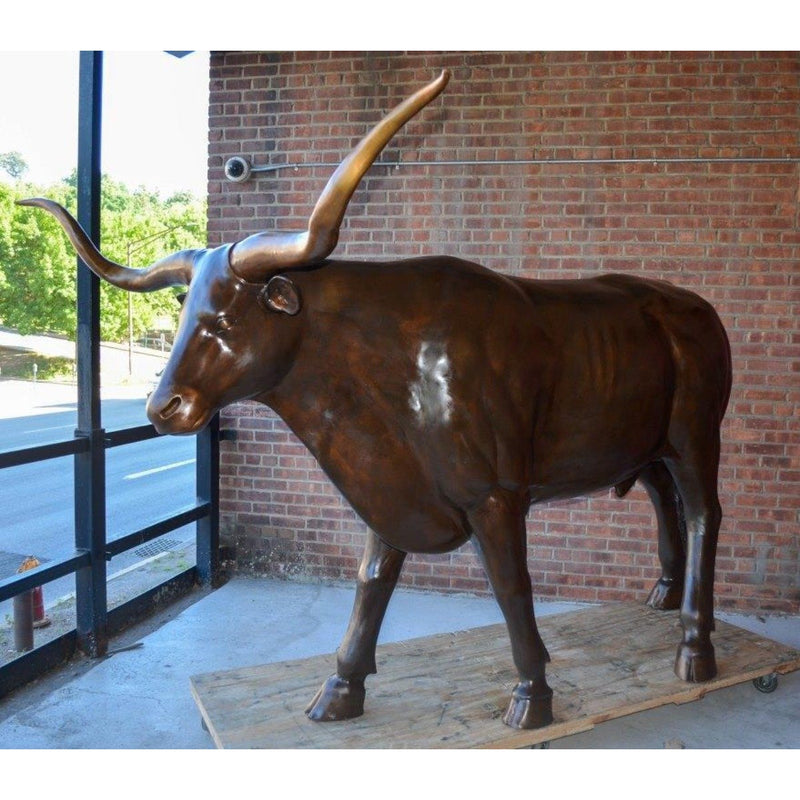Texas Longhorn Statue Looking Straight-Bronze Animal Garden Statues-Randolph Rose Collection