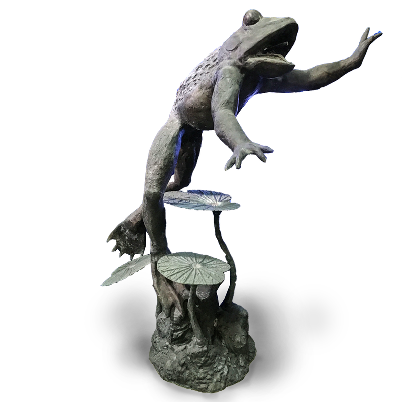 Bronze Frog Statue on Lotus Leaf Fountain